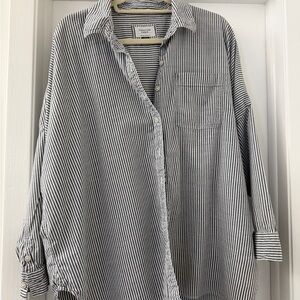 American Eagle Oversized Striped Button Down Shirt – Women’s S